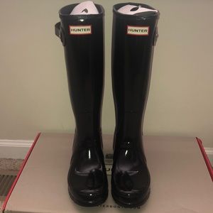 Woman’s original tall gloss black hunter boots